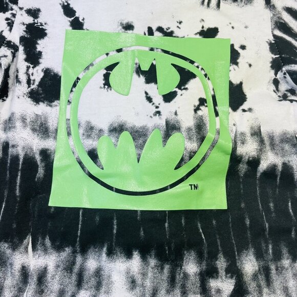 2T Batman Shirt & Shorts Outfit Toddler Boys - Picture 3 of 12